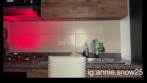 JEANNE no olvides seguirme dont forget follow me  uu online show from 7, 2, 2025