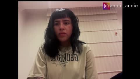 JEANNE no olvides seguirme dont forget follow me  uu online show from 2, 10, 2025