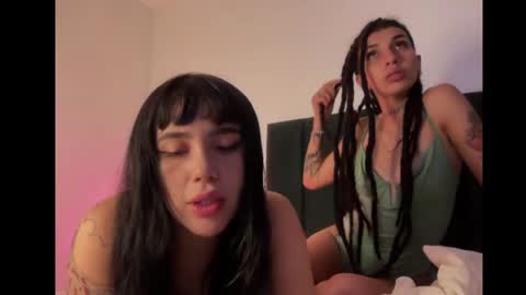 Snapshot of annie_snow_ chatting on 24, 5, 2026 JEANNE no olvides seguirme dont forget follow me uu online show from 24, 5, 2026