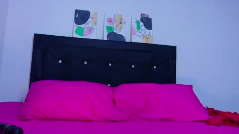 Snapshot of anniecollins6991 chatting on 11, 3, 2026 AnnieCollins69 online show from 11, 3, 2026