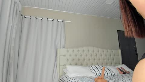 Snapshot of anniekk chatting on 28, 7, 2026 Dulce candyxxx online show from 28, 7, 2026