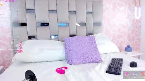 Snapshot of annievanegas chatting on 1, 7, 2026 ANNIE online show from 1, 7, 2026