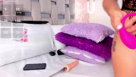 Snapshot of annievanegas chatting on 25, 7, 2026 ANNIE online show from 25, 7, 2026