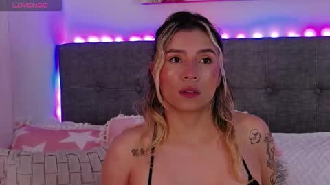 Snapshot of anntonellalee chatting on 15, 2, 2026 Antonella Lee online show from 15, 2, 2026