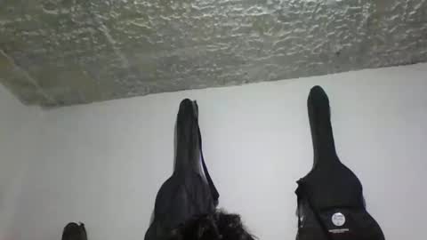 lion kennedy independent model moderator online show from 27, 11, 2025