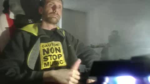 LoyalDog online show from 13, 5, 2026