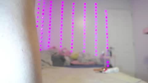  INDEPENDENT MODEL next srteam 240624 online show from 14, 3, 2026