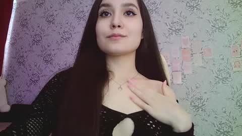 Annie online show from 28, 2, 2025