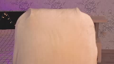 Annie online show from 11, 4, 2026