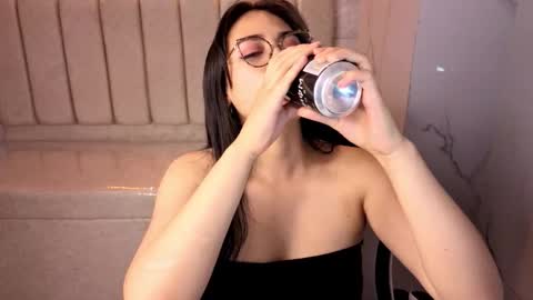 Live 1500am 2100pm COLOMBIAN HOUR online show from 30, 11, 2025