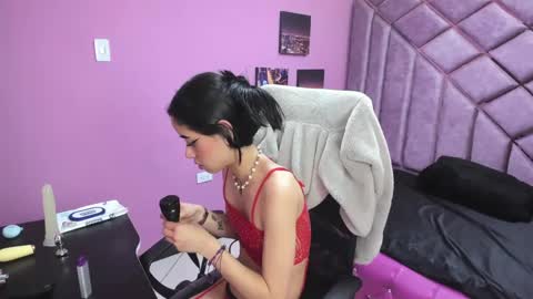 Anny online show from 5, 12, 2024