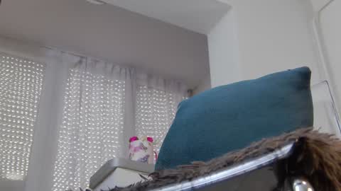 Anna online show from 3, 2, 2025