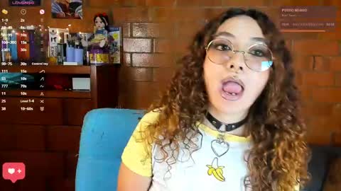 Snapshot of annycolin chatting on 3, 10, 2025 Anny IG online show from 3, 10, 2025