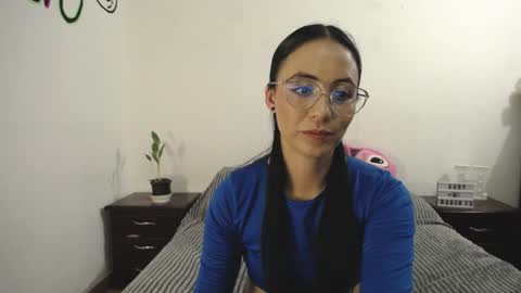 Anny online show from 30, 1, 2025