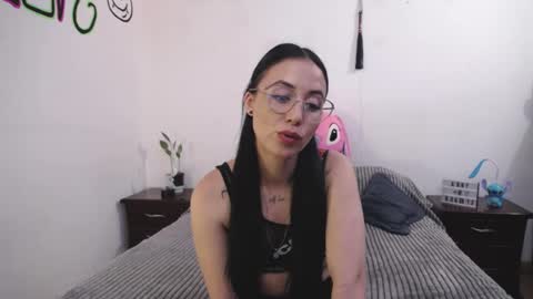 Anny online show from 9, 2, 2025