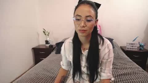 Anny online show from 22, 2, 2025