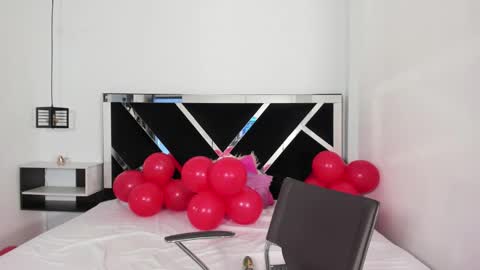 Anny online show from 20, 2, 2025