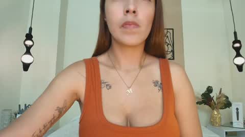AnnyXhot online show from 14, 4, 2026