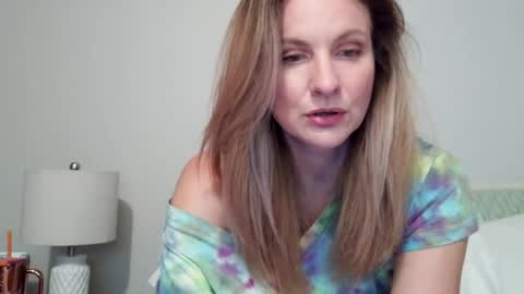 heyitsansley online show from 13, 7, 2026
