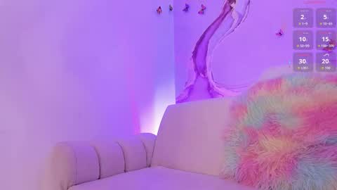 Snapshot of anthonela_art chatting on 19, 11, 2025 Im Anthonela online show from 19, 11, 2025