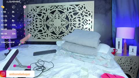 anthonelaDuque online show from 22, 1, 2025