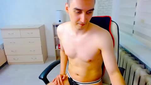Snapshot of anthony_broown chatting on 7, 6, 2026 anthony_broown online show from 7, 6, 2026