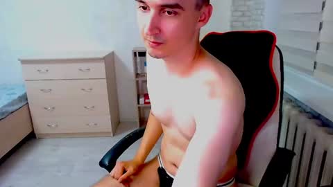 Snapshot of anthony_broown chatting on 16, 7, 2026 anthony_broown online show from 16, 7, 2026