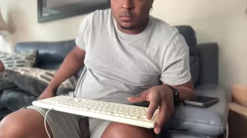 anthonyscreet online show from 28, 9, 2025