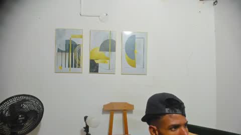 Snapshot of anthoy_wayans chatting on 21, 6, 2026 online show from 21, 6, 2026