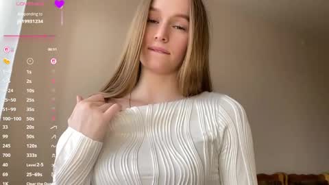 Snapshot of antionettepulgarin chatting on 18, 4, 2026 Viktoria online show from 18, 4, 2026