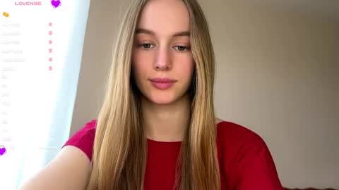 Snapshot of antionettepulgarin chatting on 8, 6, 2026 Viktoria online show from 8, 6, 2026
