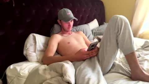 Snapshot of antoinedv chatting on 29, 7, 2026 antoinedv online show from 29, 7, 2026