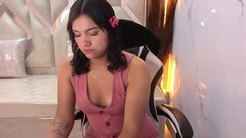 Antonela online show from 26, 11, 2025