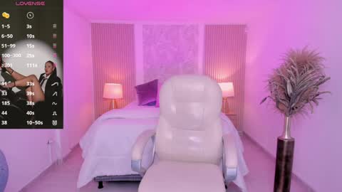  Antonella Grayy  online show from 10, 4, 2026