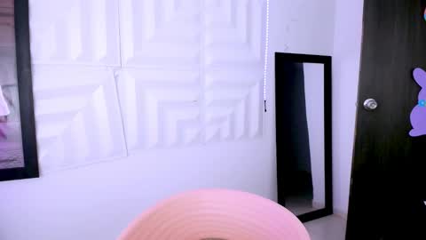 Snapshot of antonella_mcry chatting on 28, 1, 2025 antonella online show from 28, 1, 2025
