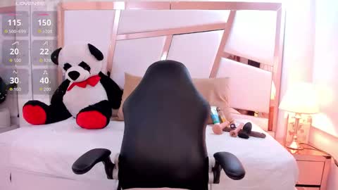 Antonella Moon 7 online show from 8, 3, 2026