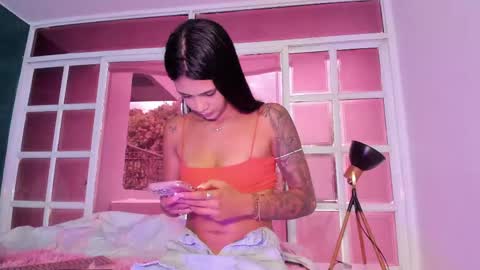 Snapshot of antonella_rossi24 chatting on 3, 5, 2026 Antonella Rossi online show from 3, 5, 2026