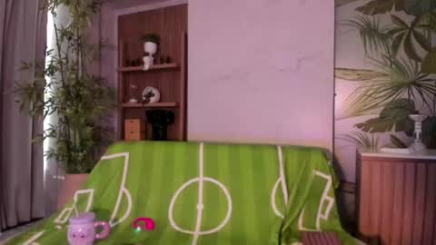 Snapshot of antonella_rossi24 chatting on 23, 6, 2026 Antonella Rossi online show from 23, 6, 2026