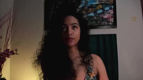 AntonellaHall  online show from 4, 11, 2025