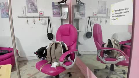 Snapshot of antonellakling_ chatting on 18, 2, 2026 ANTONELLA online show from 18, 2, 2026