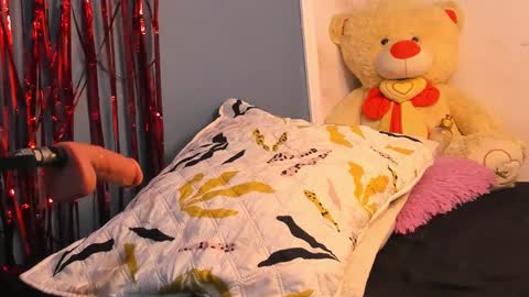 Snapshot of antonellasmith0 chatting on 17, 2, 2025 ANTO online show from 17, 2, 2025