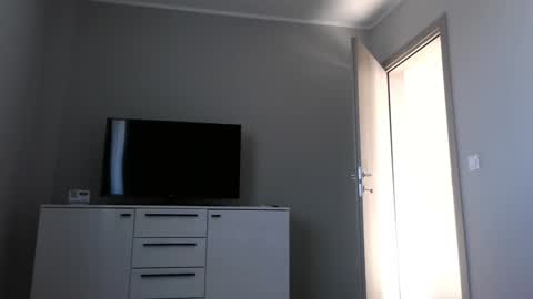 Antonia online show from 15, 1, 2025