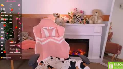 antonia_ferrero online show from 12, 11, 2025