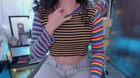 Antonia online show from 25, 11, 2025