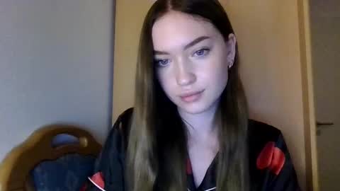 Snapshot of antonina25440 chatting on 17, 10, 2025 antonina25440 online show from 17, 10, 2025
