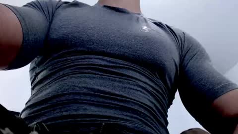 Instagram miguelangel1802  online show from 18, 4, 2026