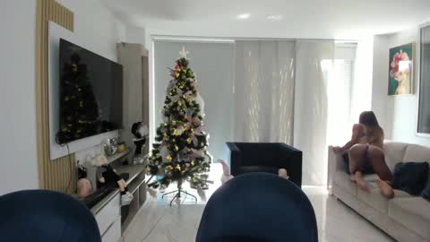 Snapshot of antotss chatting on 28, 12, 2024 Maria Antonia online show from 28, 12, 2024