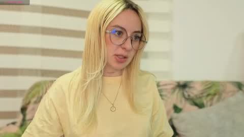 Antonia online show from 9, 6, 2026