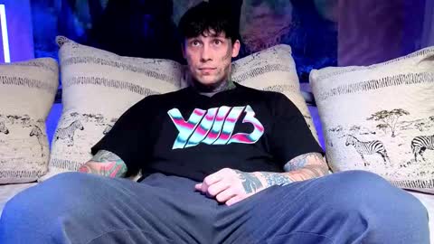 Tom online show from 9, 1, 2026