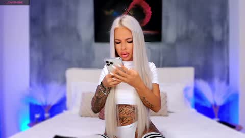 Snapshot of anyas_dolce chatting on 22, 12, 2024 anyas_dolce online show from 22, 12, 2024